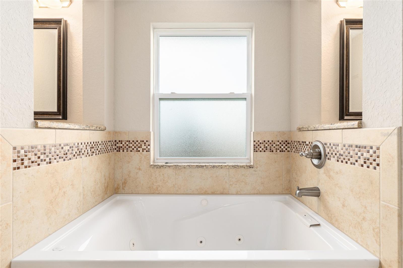 OCALA WATERWAY ESTATE - Residential