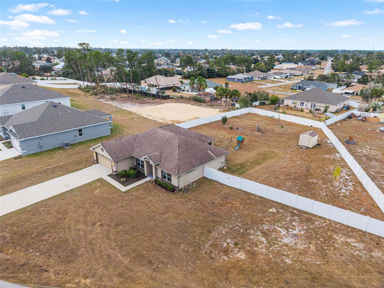 OCALA WATERWAY ESTATE - Residential