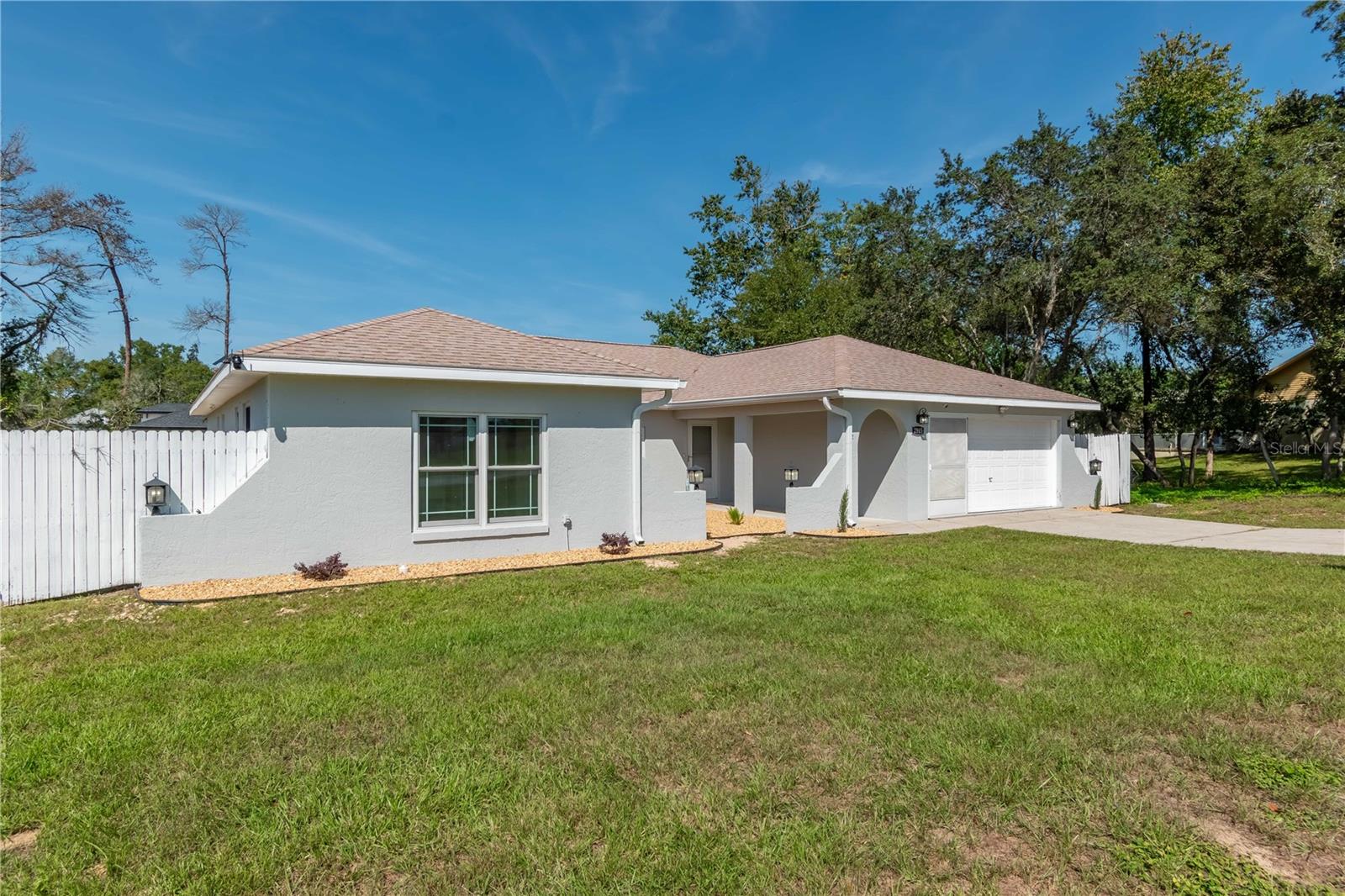 MARION OAKS UN 01 - Residential Lease