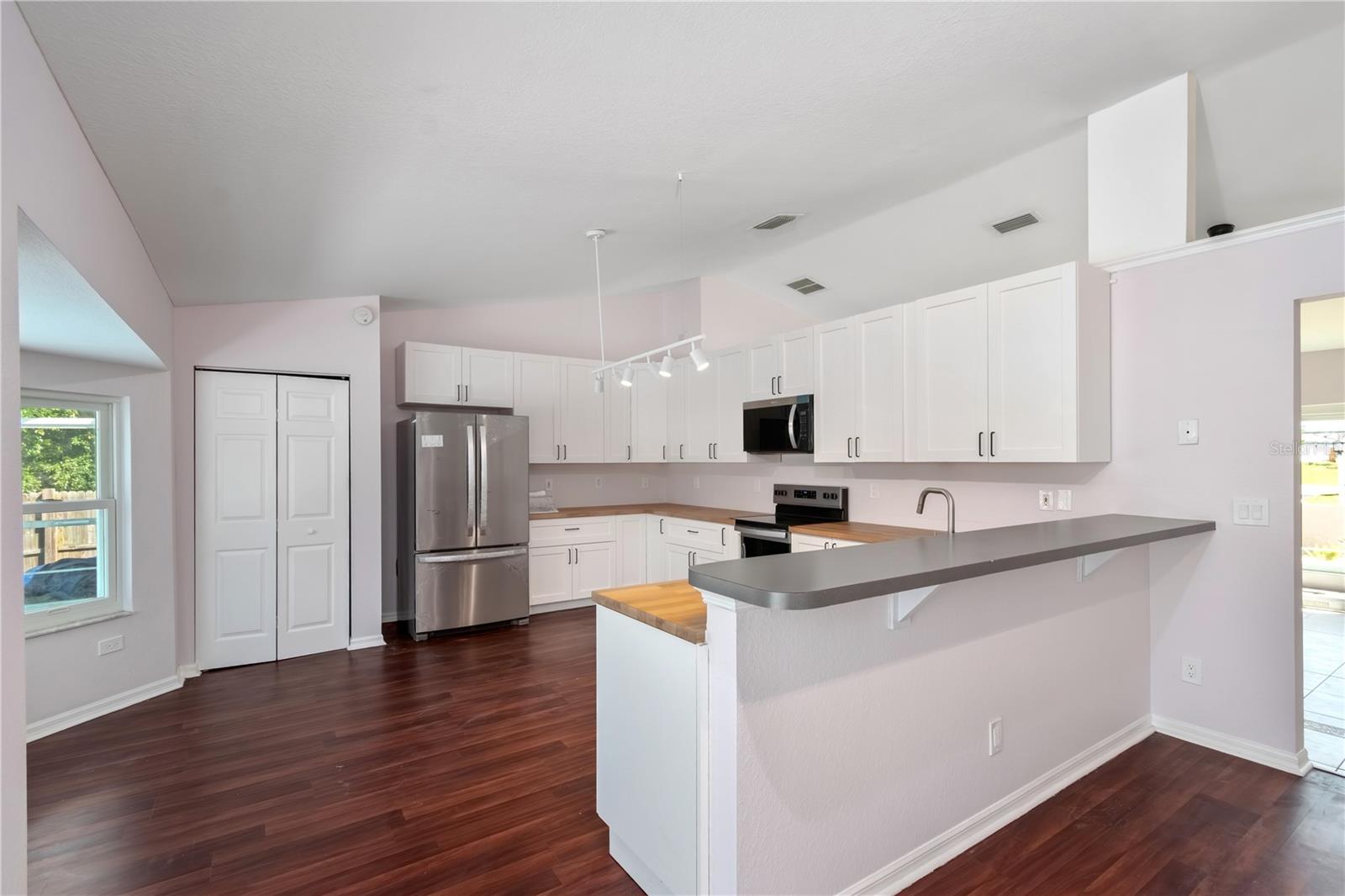 MARION OAKS UN 01 - Residential Lease