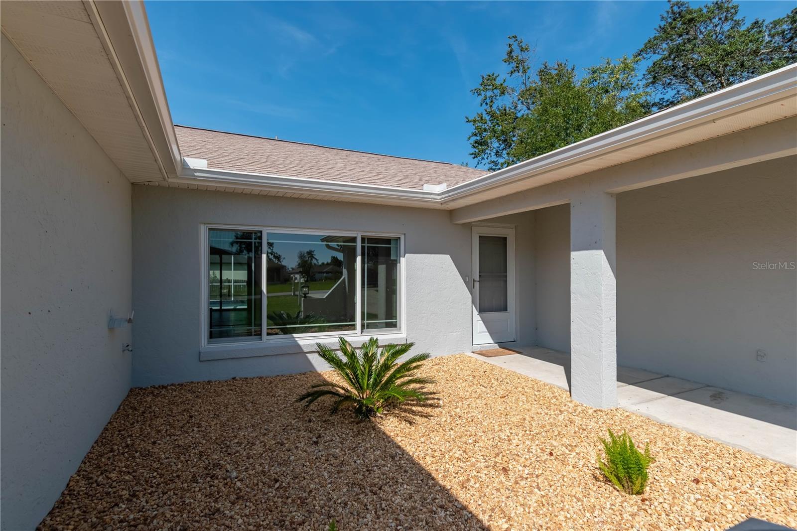 MARION OAKS UN 01 - Residential Lease