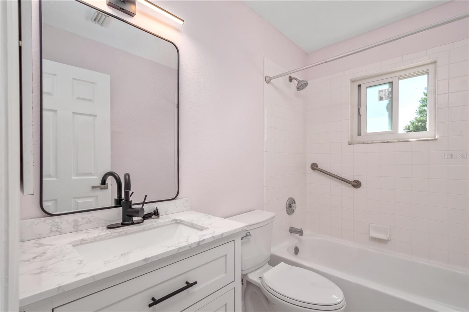 MARION OAKS UN 01 - Residential Lease