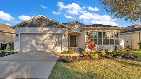 A home in LAKELAND