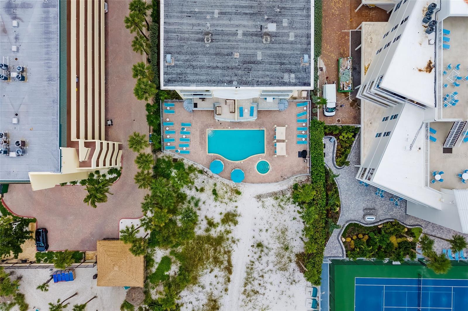 CRESCENT SIESTA KEY - Residential