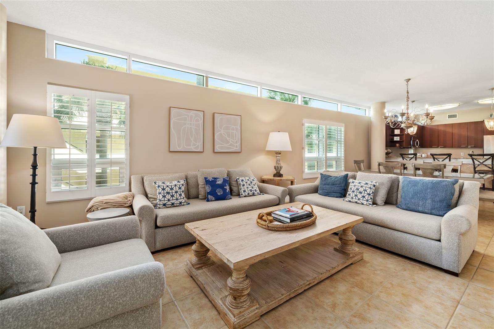 CRESCENT SIESTA KEY - Residential