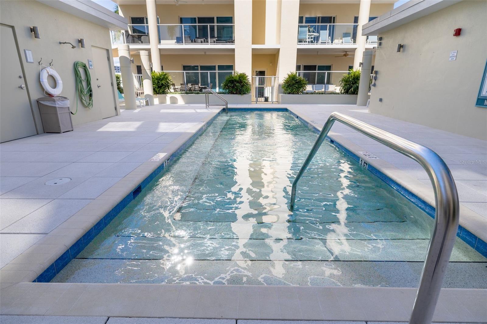 CRESCENT SIESTA KEY - Residential