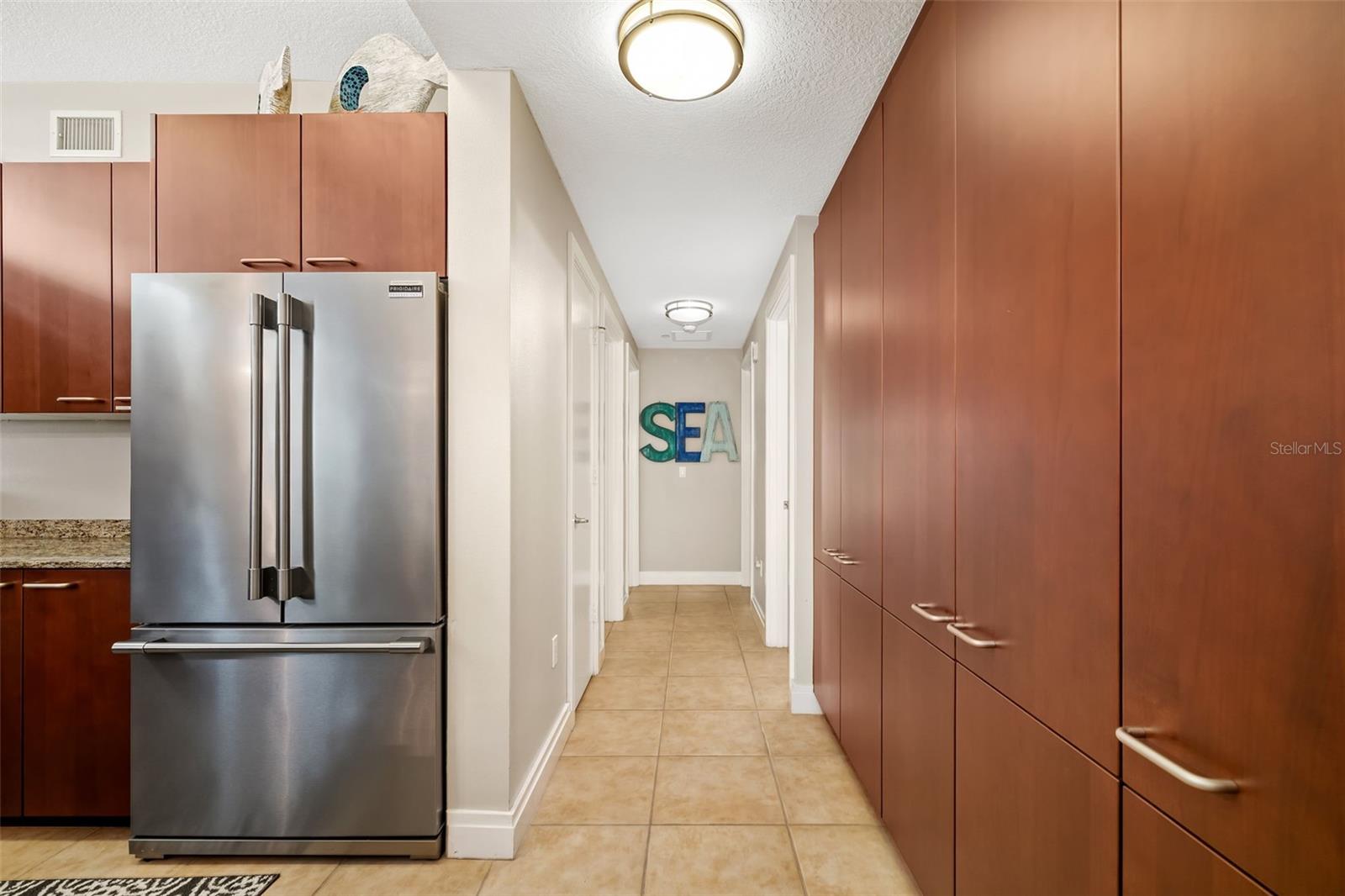 CRESCENT SIESTA KEY - Residential