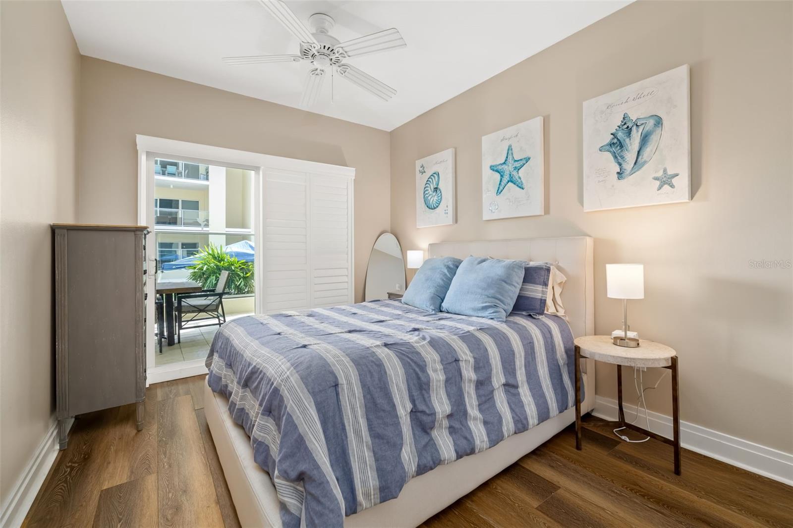 CRESCENT SIESTA KEY - Residential