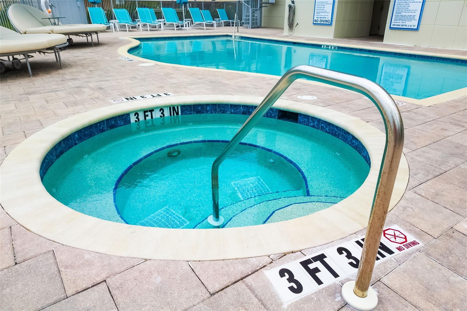 CRESCENT SIESTA KEY - Residential