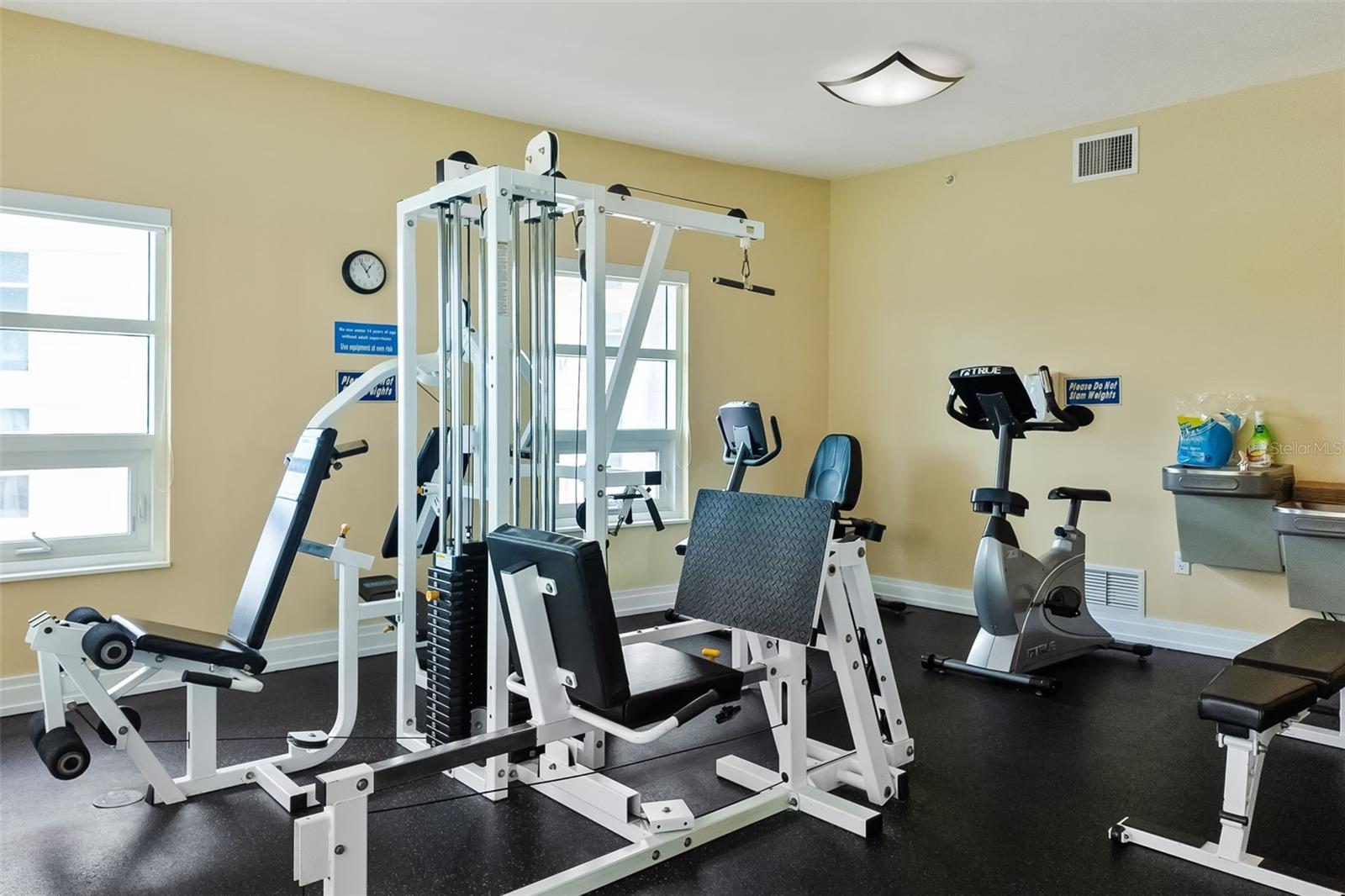 CRESCENT SIESTA KEY - Residential