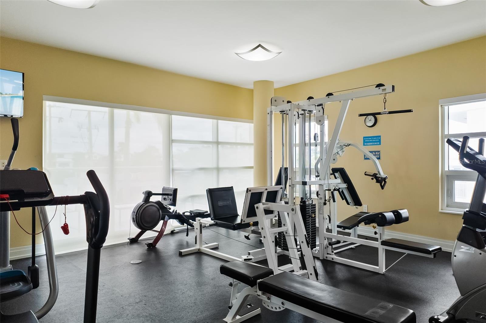 CRESCENT SIESTA KEY - Residential