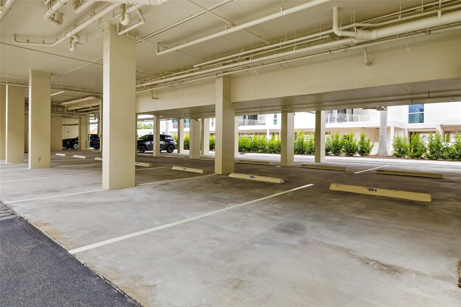 CRESCENT SIESTA KEY - Residential