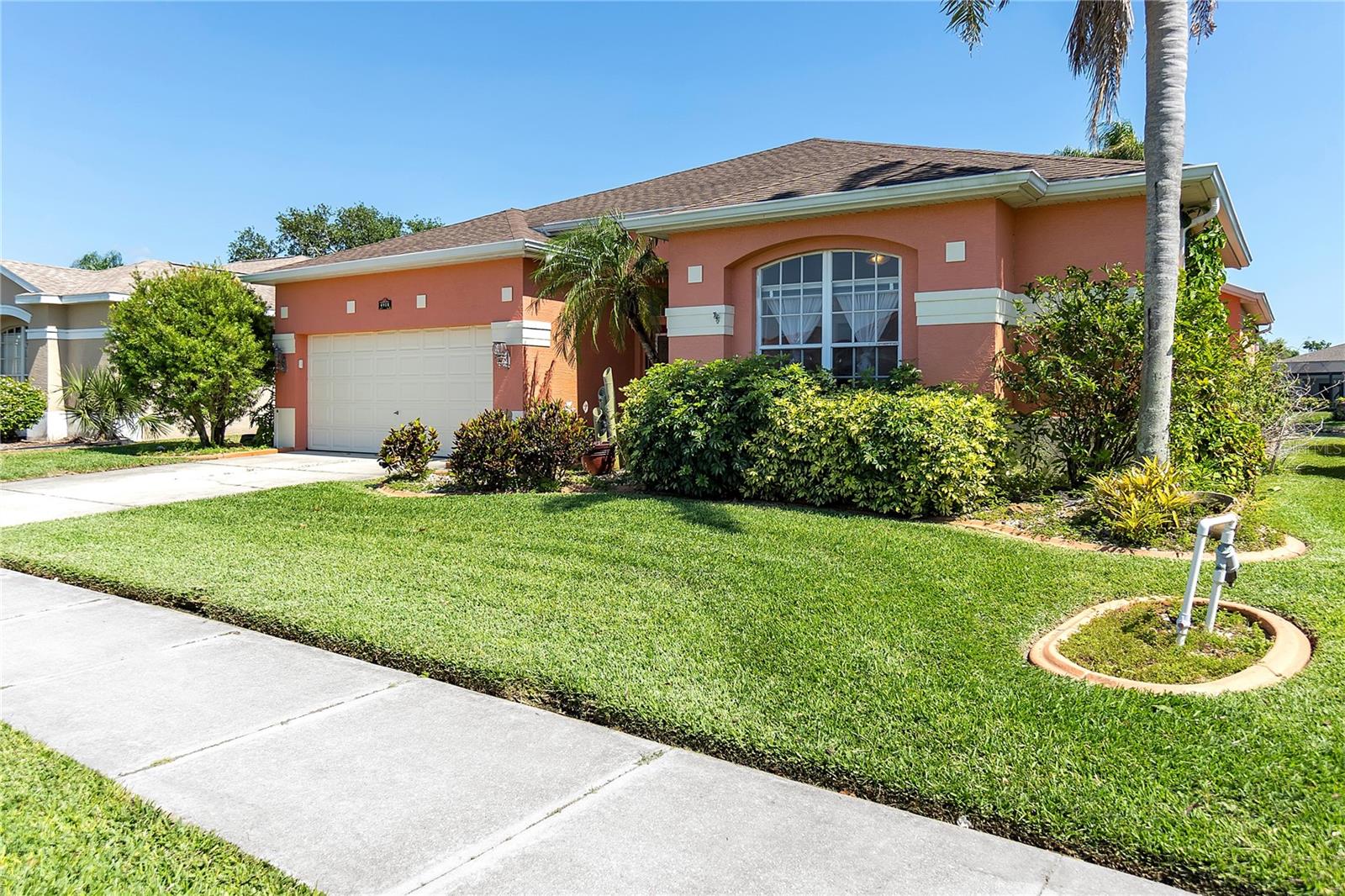 4918 AVON LANE