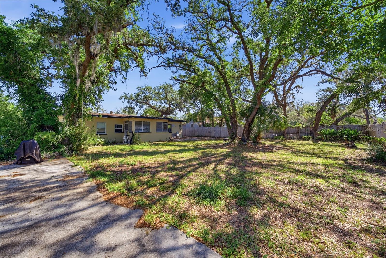 MILTON PARK - Residential Income