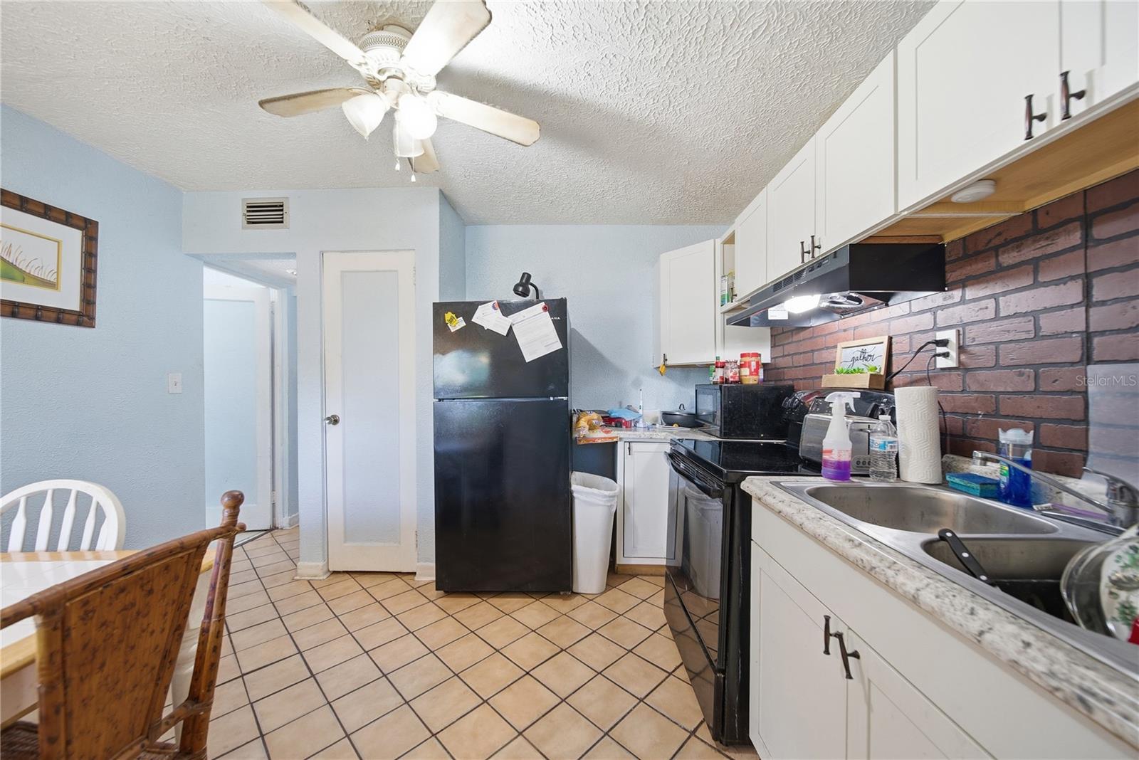 MILTON PARK - Residential Income