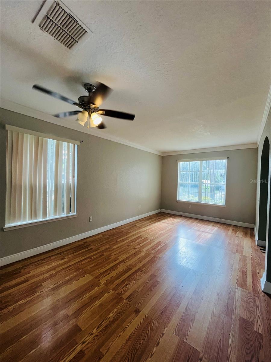 LAGO BUENDIA PH 01 - Residential Lease