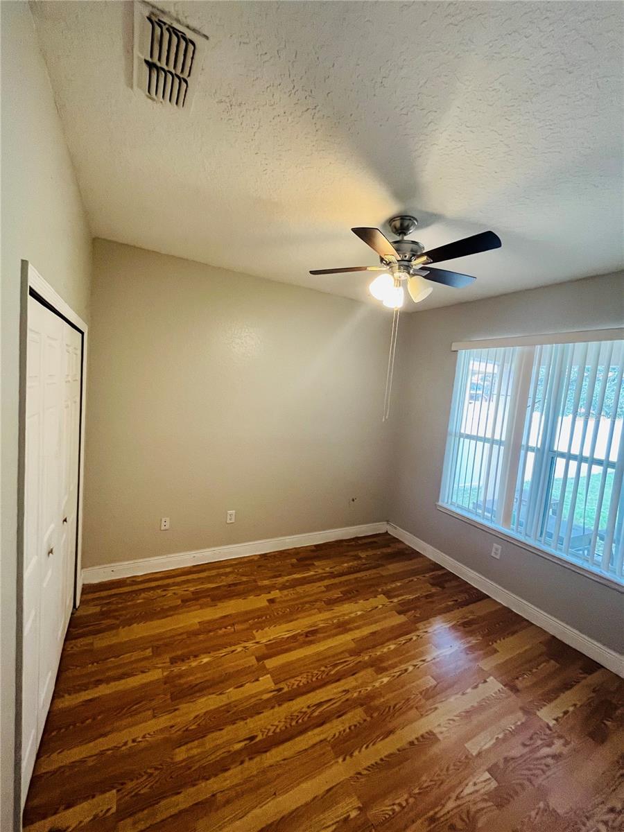 LAGO BUENDIA PH 01 - Residential Lease