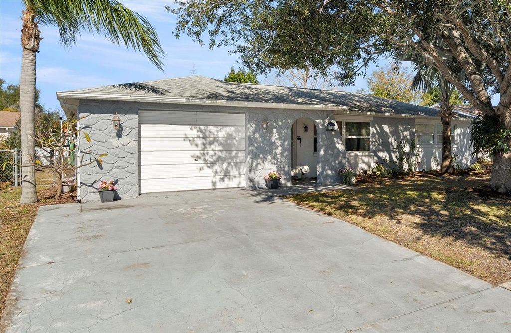 Photo of 6333 Aberdeen Avenue, New Port Richey, FL 34653 (MLS # TB8467231)