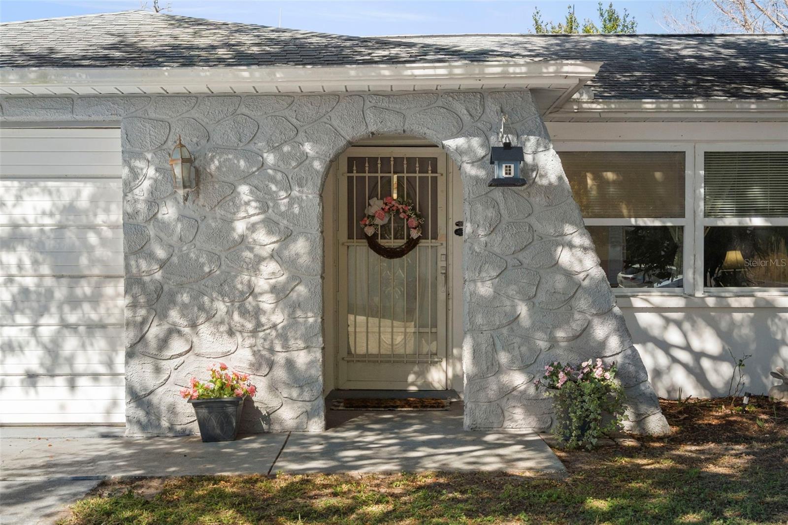 6333 ABERDEEN AVENUE