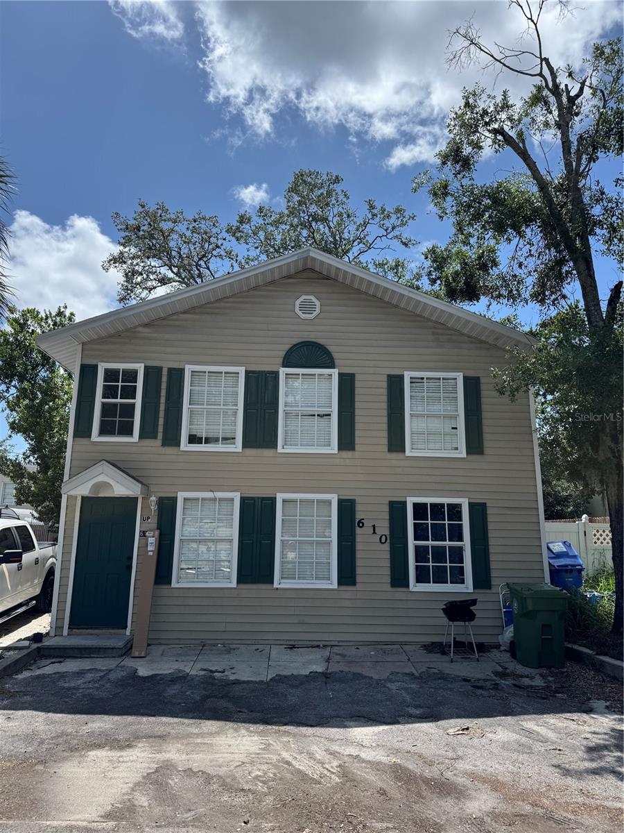 2 story duplex in historic area of North Bradenton within the City of Bradenton city limits. Well-maintained, fenced property with parking in front and separate entrances. Several updates have been made including paint, flooring, washer/dryer hookups, and updated appliances. Utilities are separate and tenant pays for electrical. Each unit is a 2/1, with little vacancy.