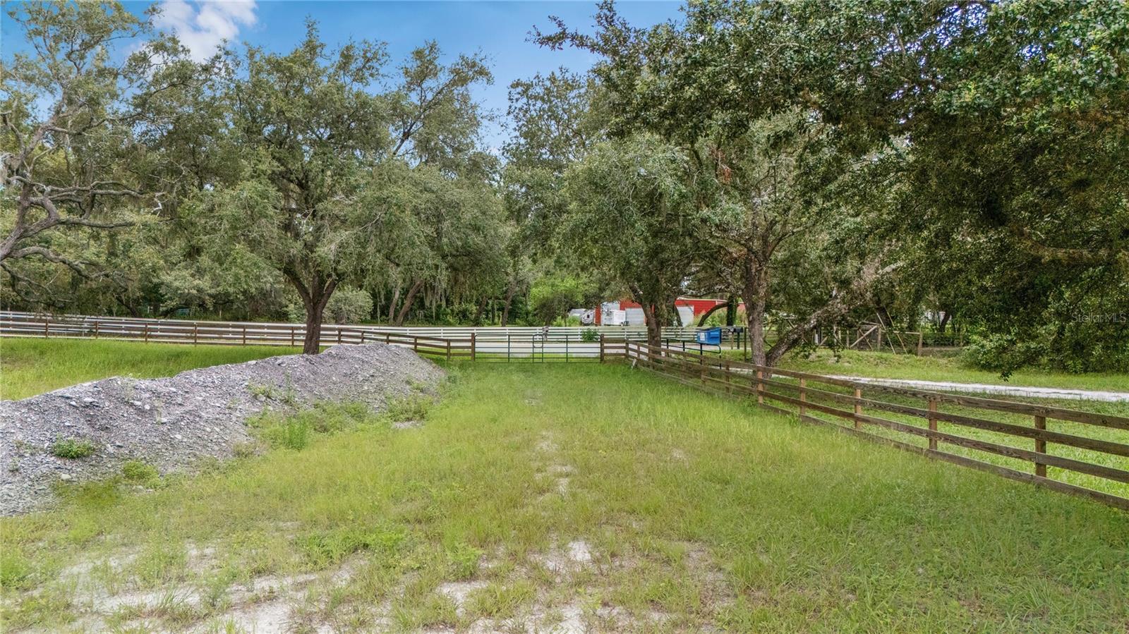 SUNCOAST HIGHLANDS - Land