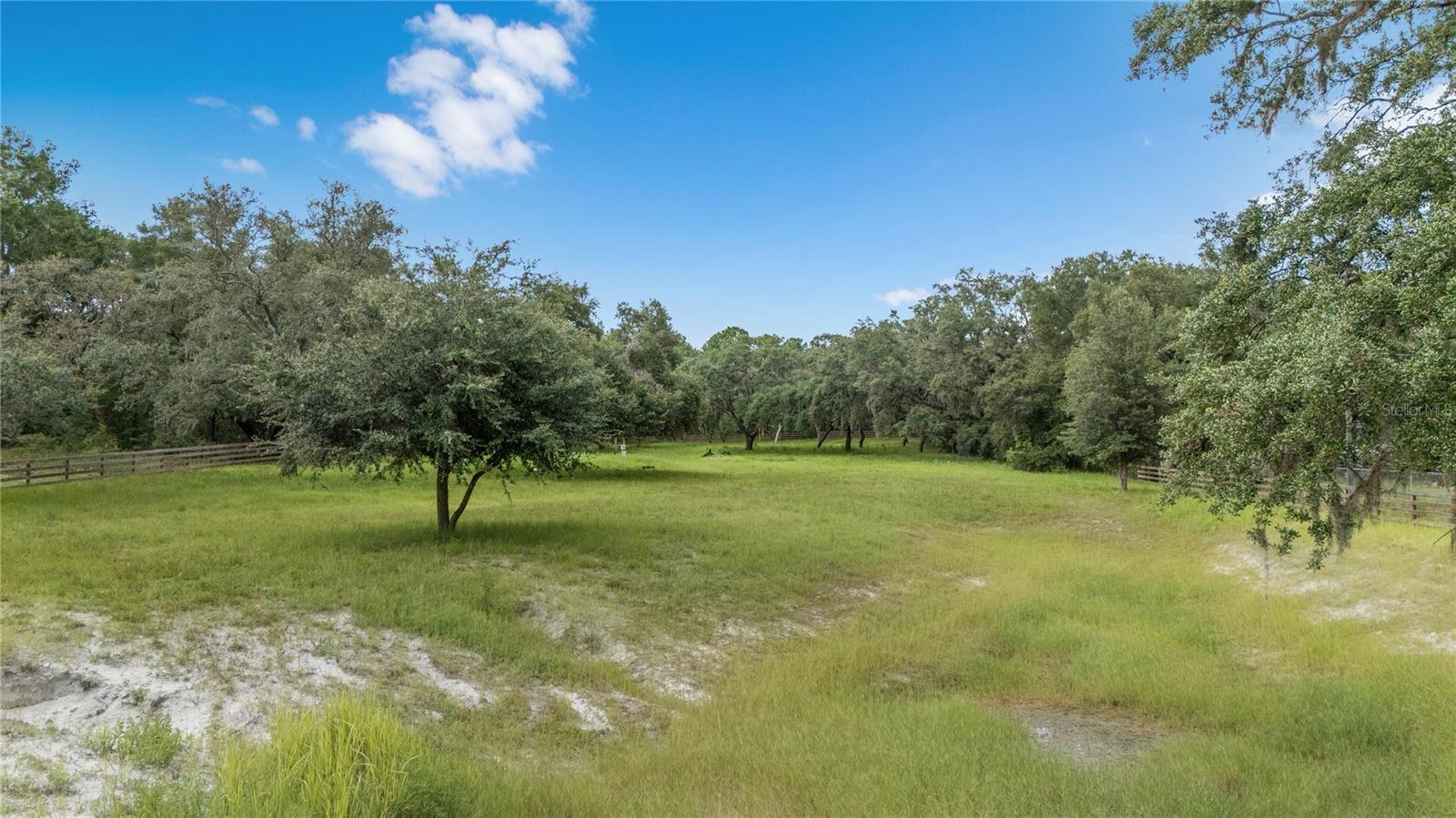 SUNCOAST HIGHLANDS - Land