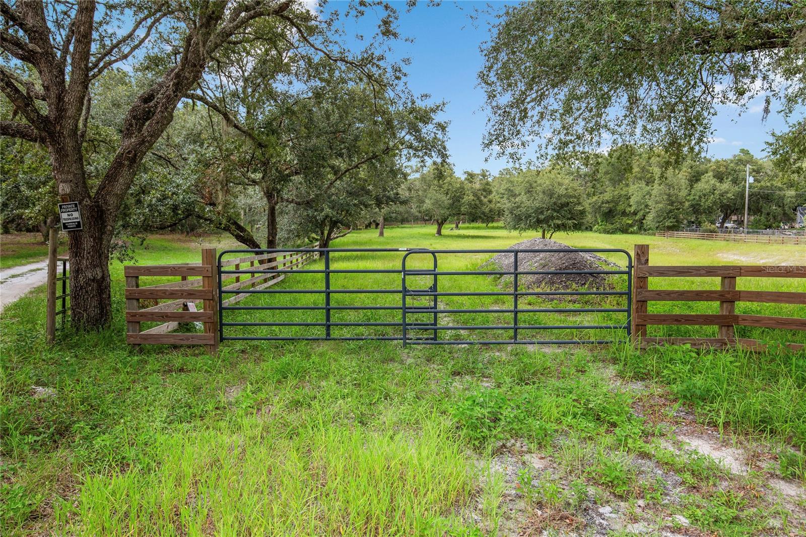 SUNCOAST HIGHLANDS - Land