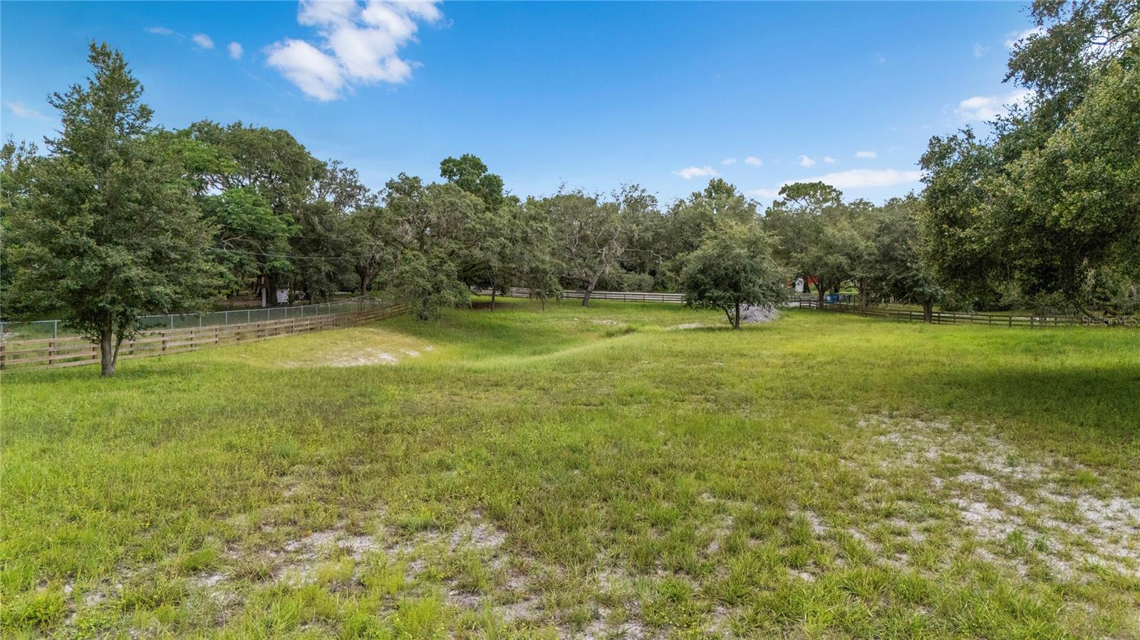 SUNCOAST HIGHLANDS - Land