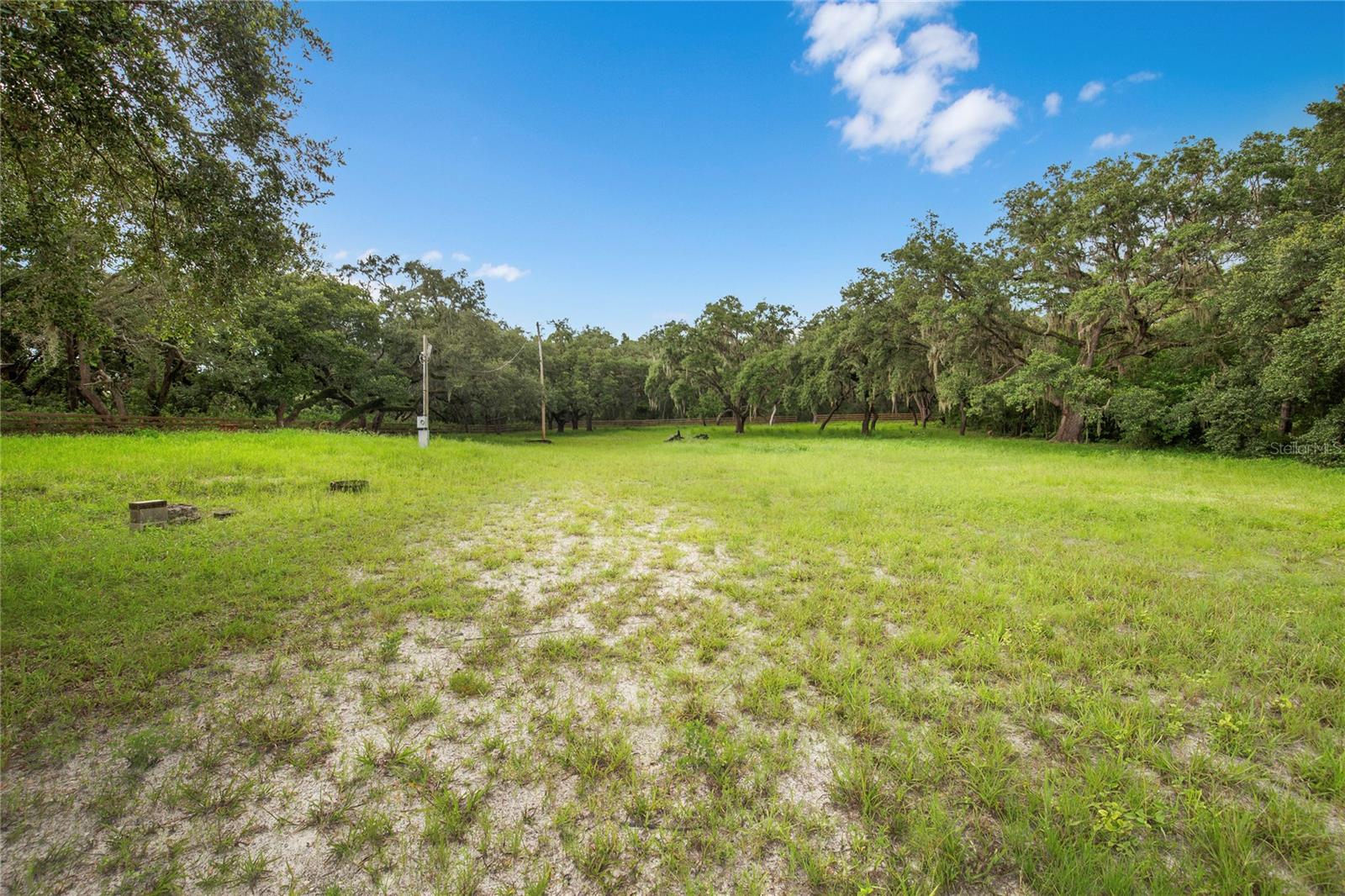 SUNCOAST HIGHLANDS - Land