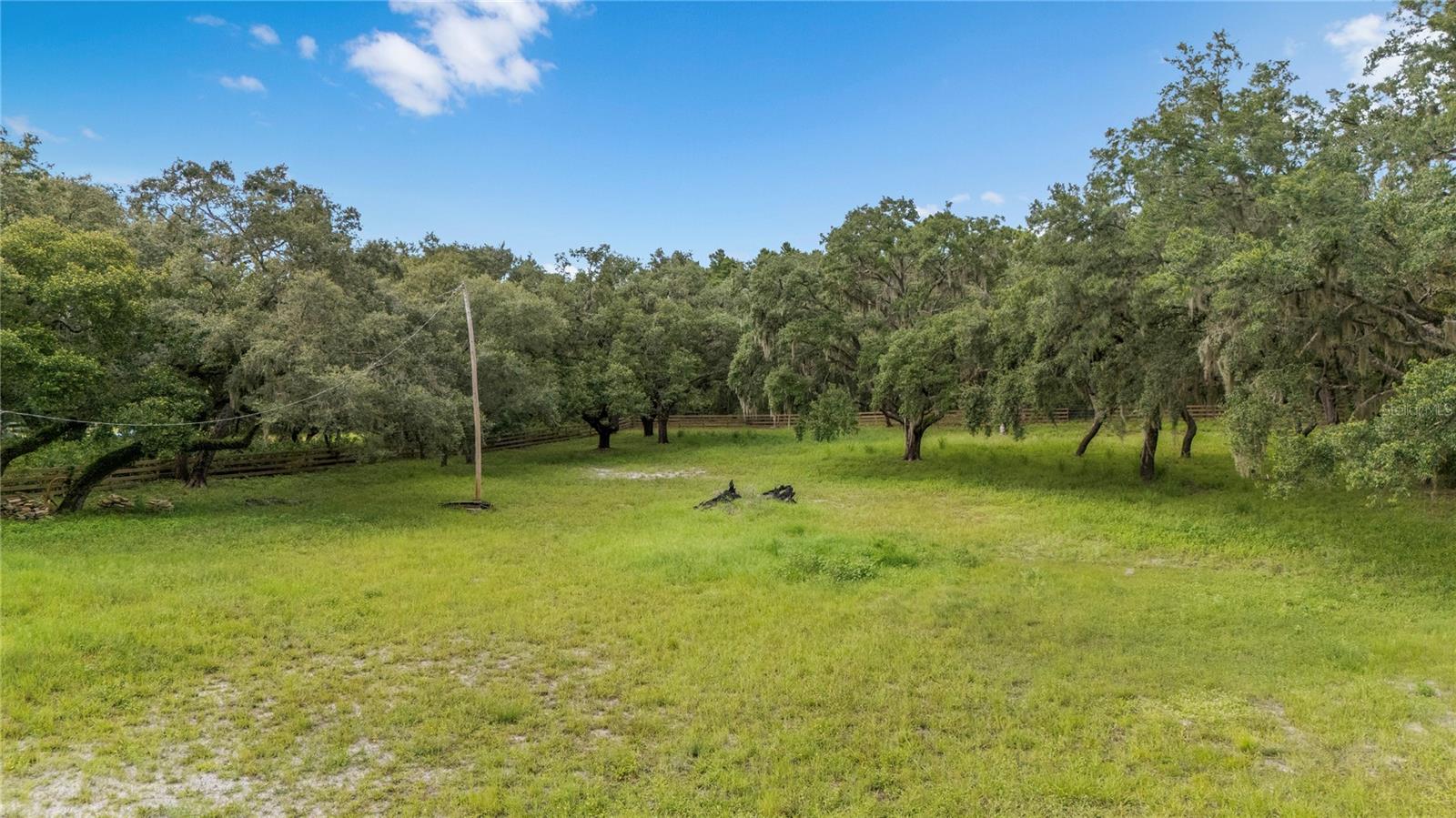 SUNCOAST HIGHLANDS - Land