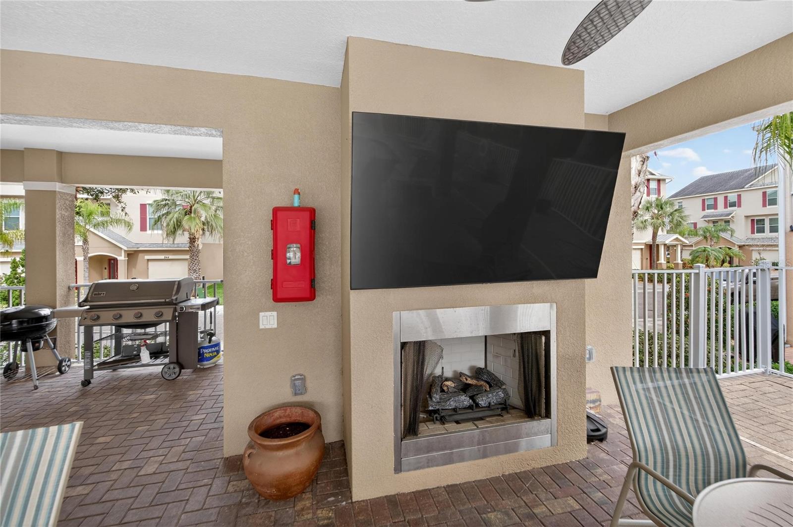 CALLISTA CAY - Residential