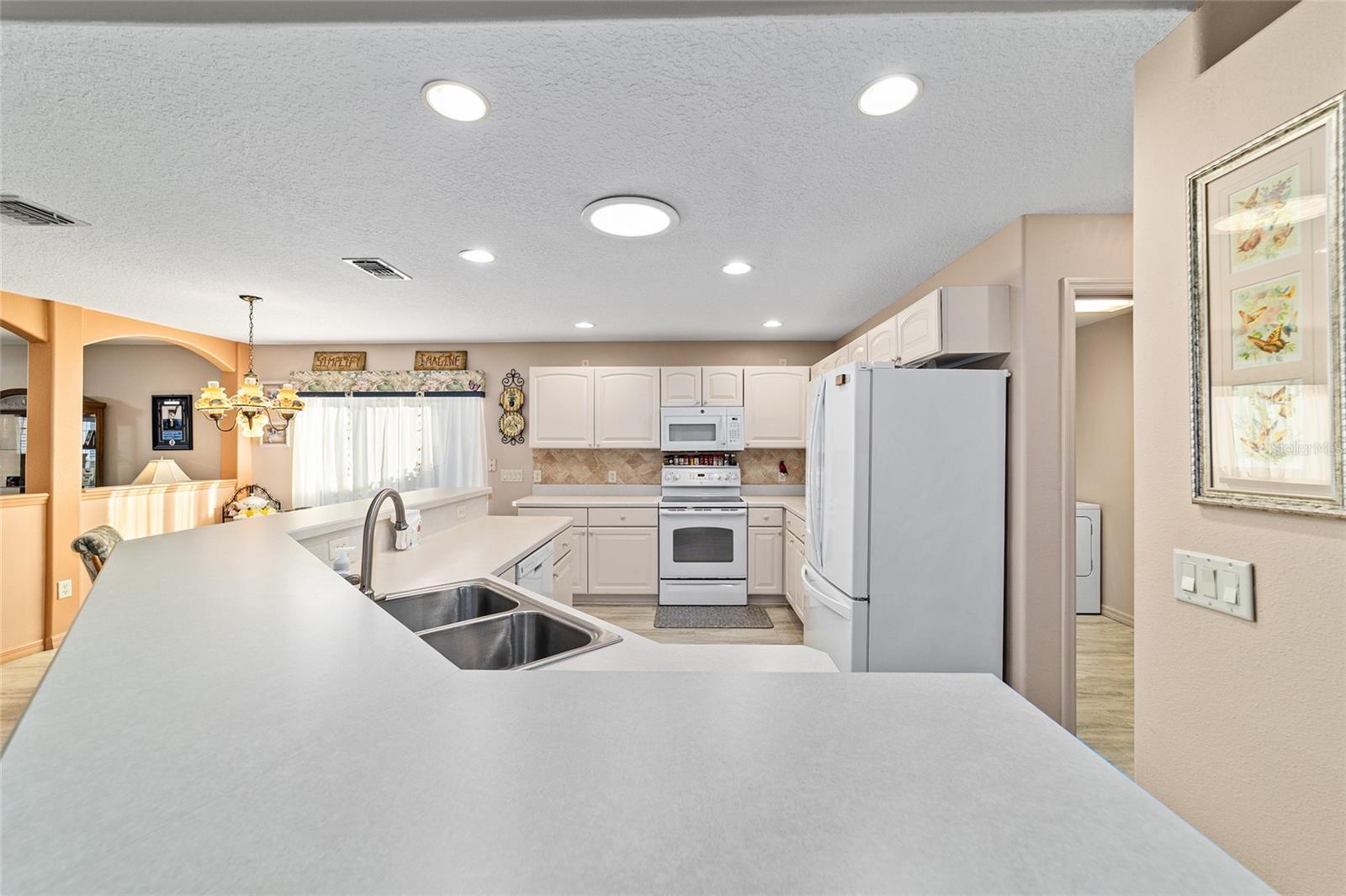 SUMMERGLEN PH 03 - Residential