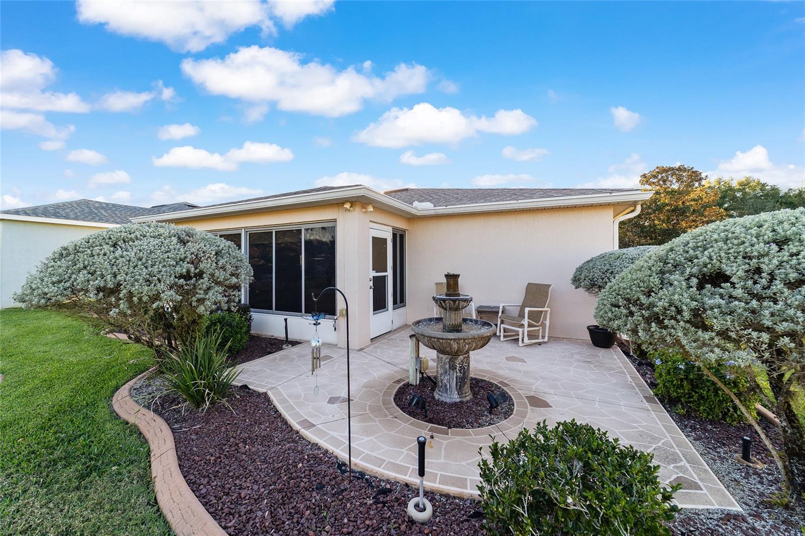 SUMMERGLEN PH 03 - Residential