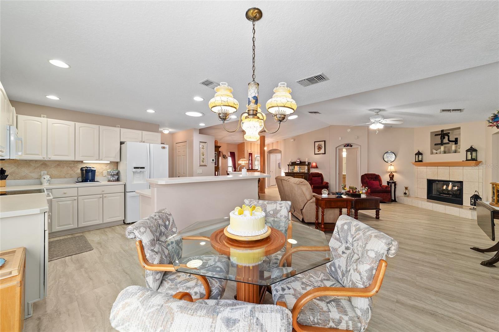 SUMMERGLEN PH 03 - Residential