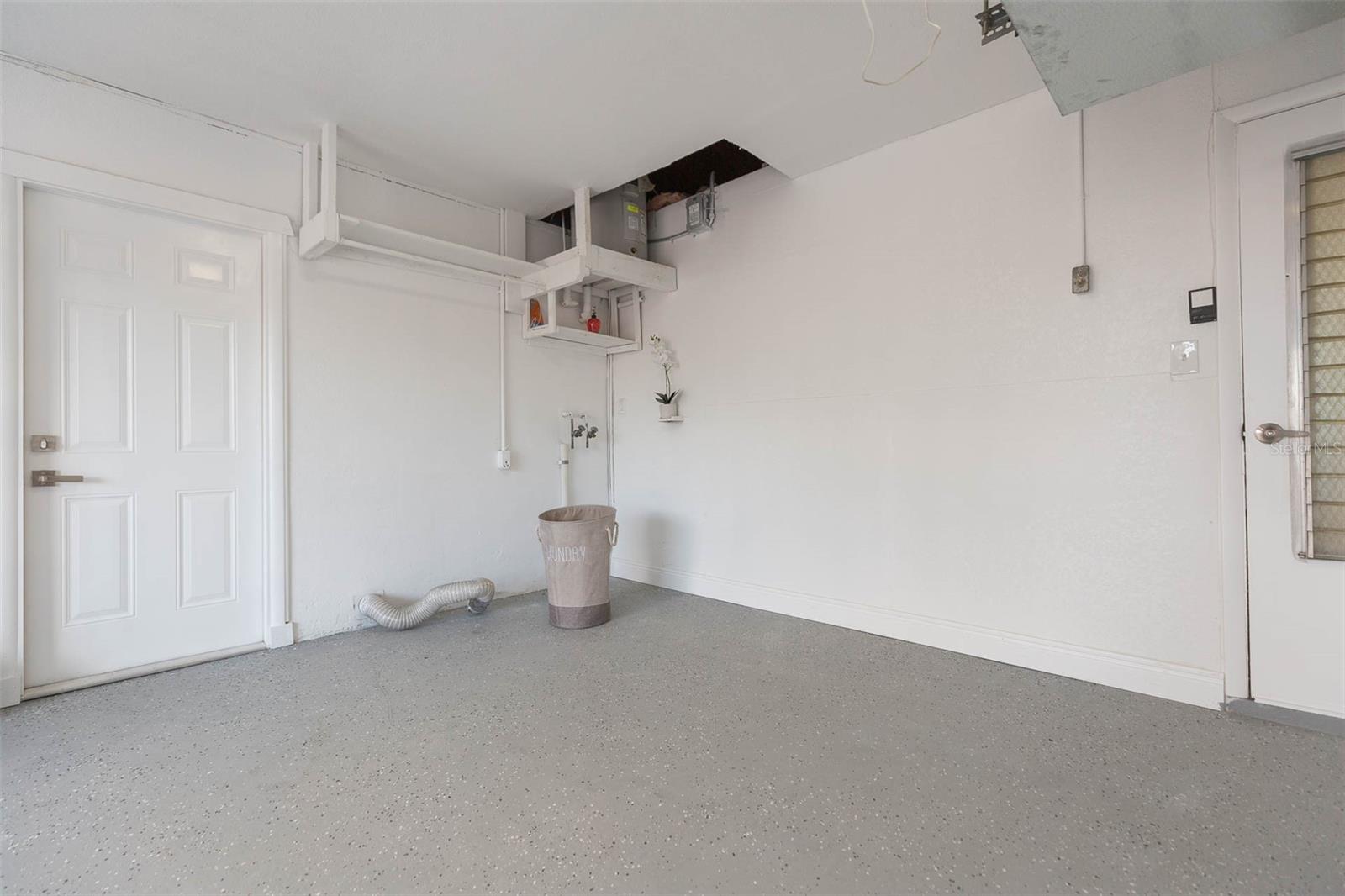 GREENBRIAR UNIT 6-A - Residential Lease