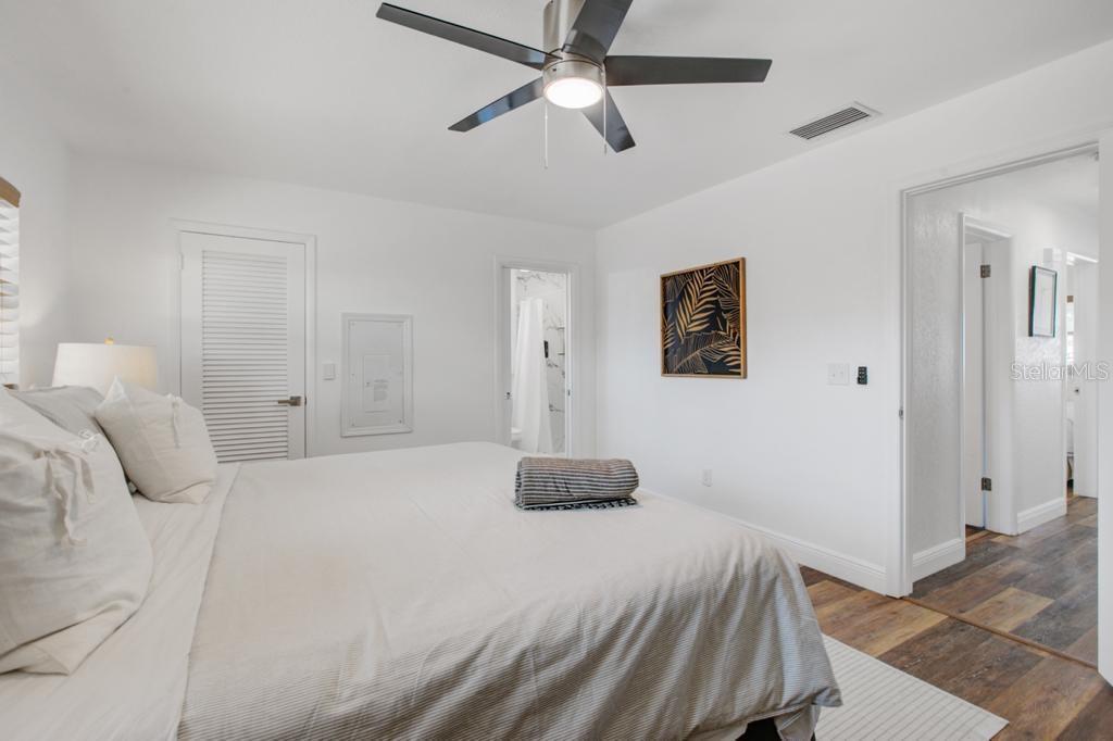 GREENBRIAR UNIT 6-A - Residential Lease