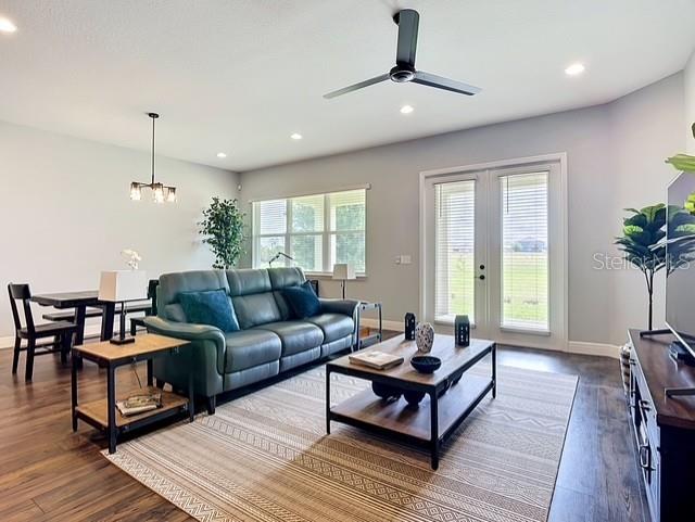 MAGNOLIA AT WESTSIDE - Residential