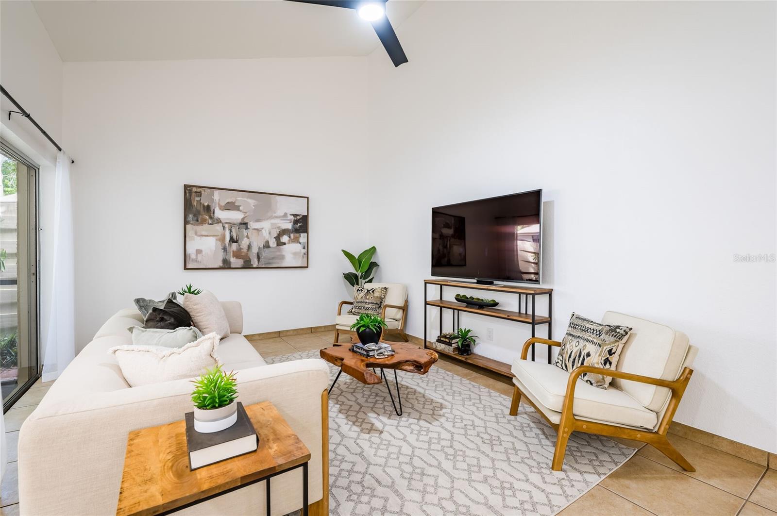 2626 CEDAR VIEW COURT