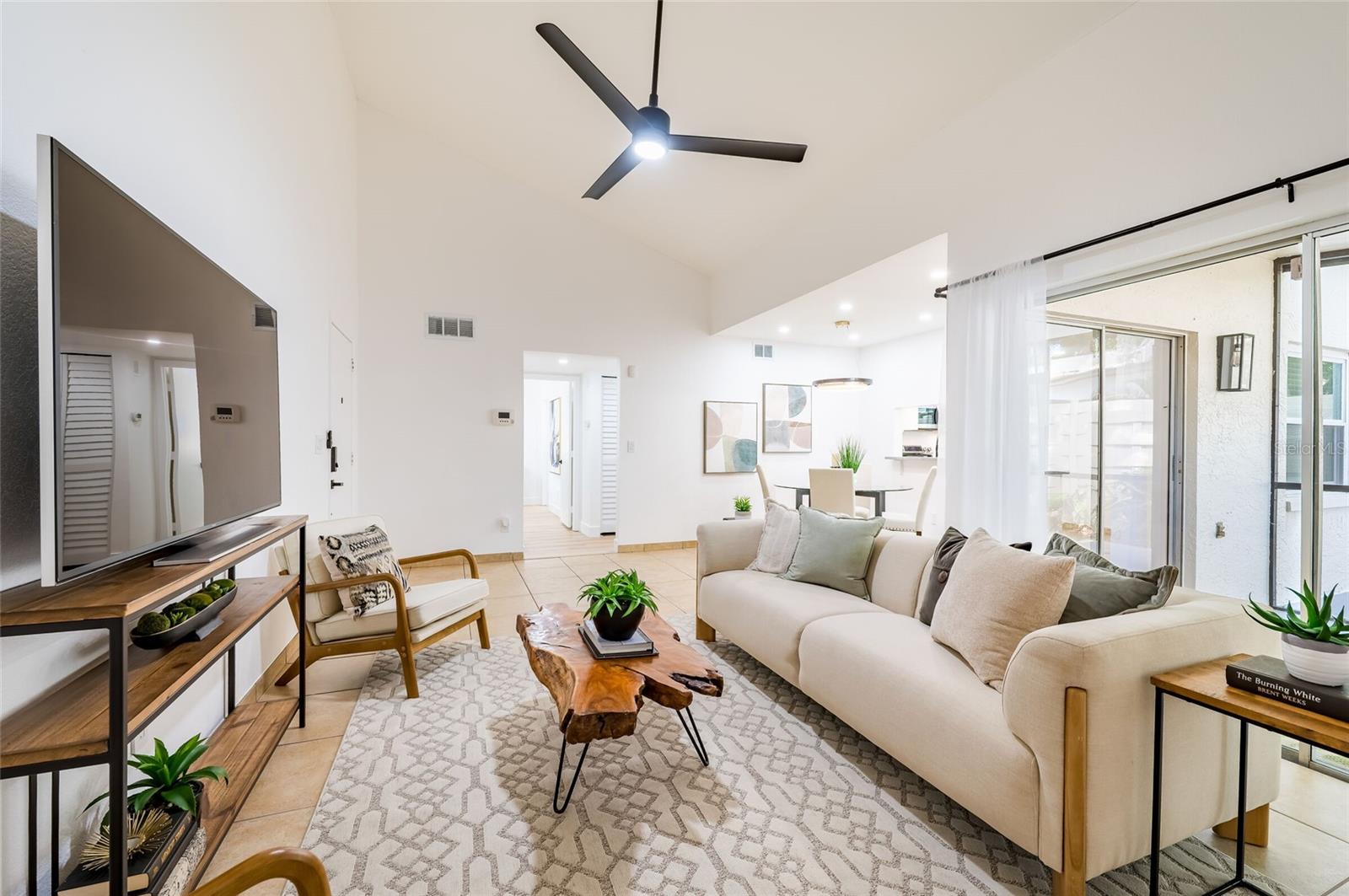 2626 CEDAR VIEW COURT