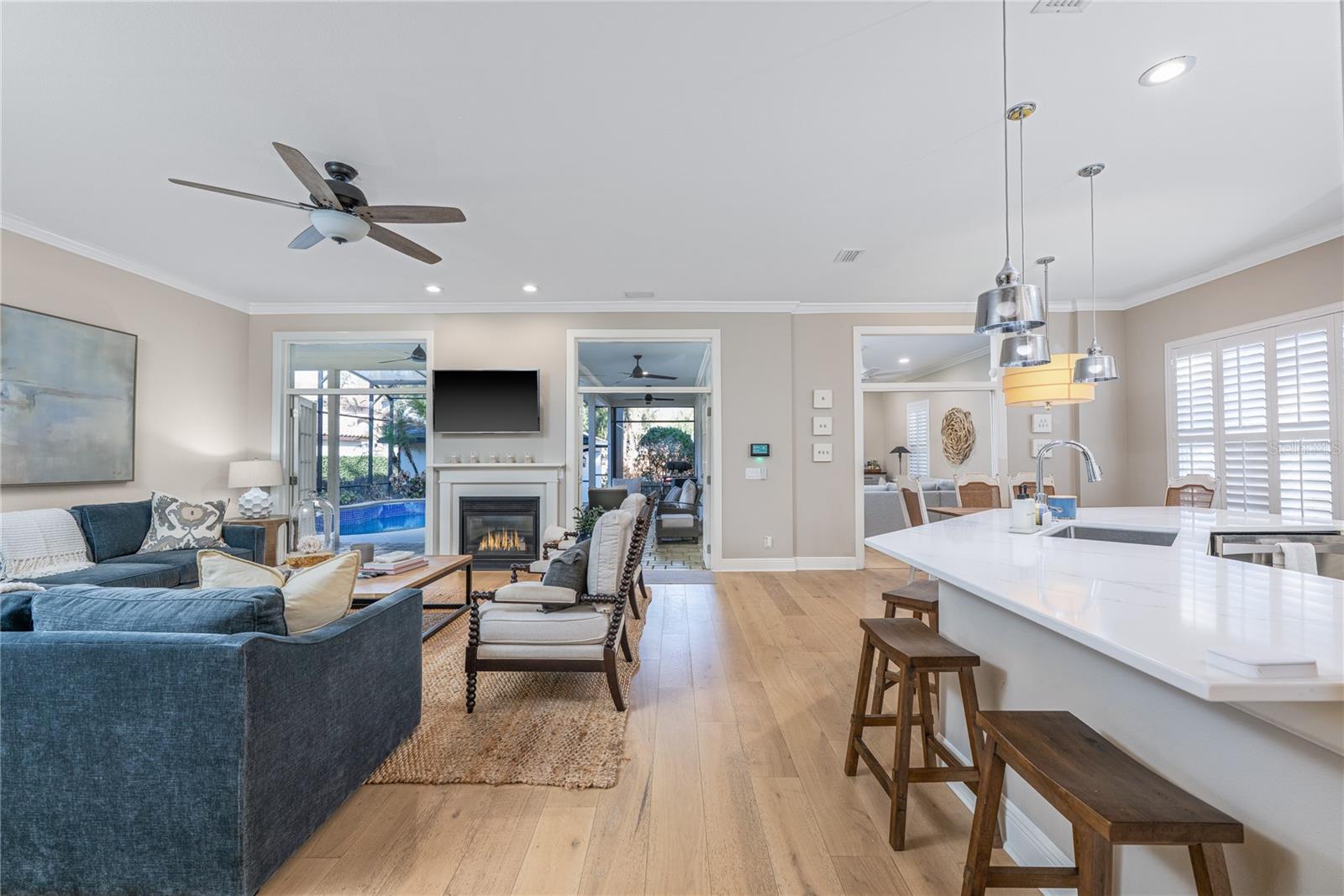 IVANHOE SHORES - Residential