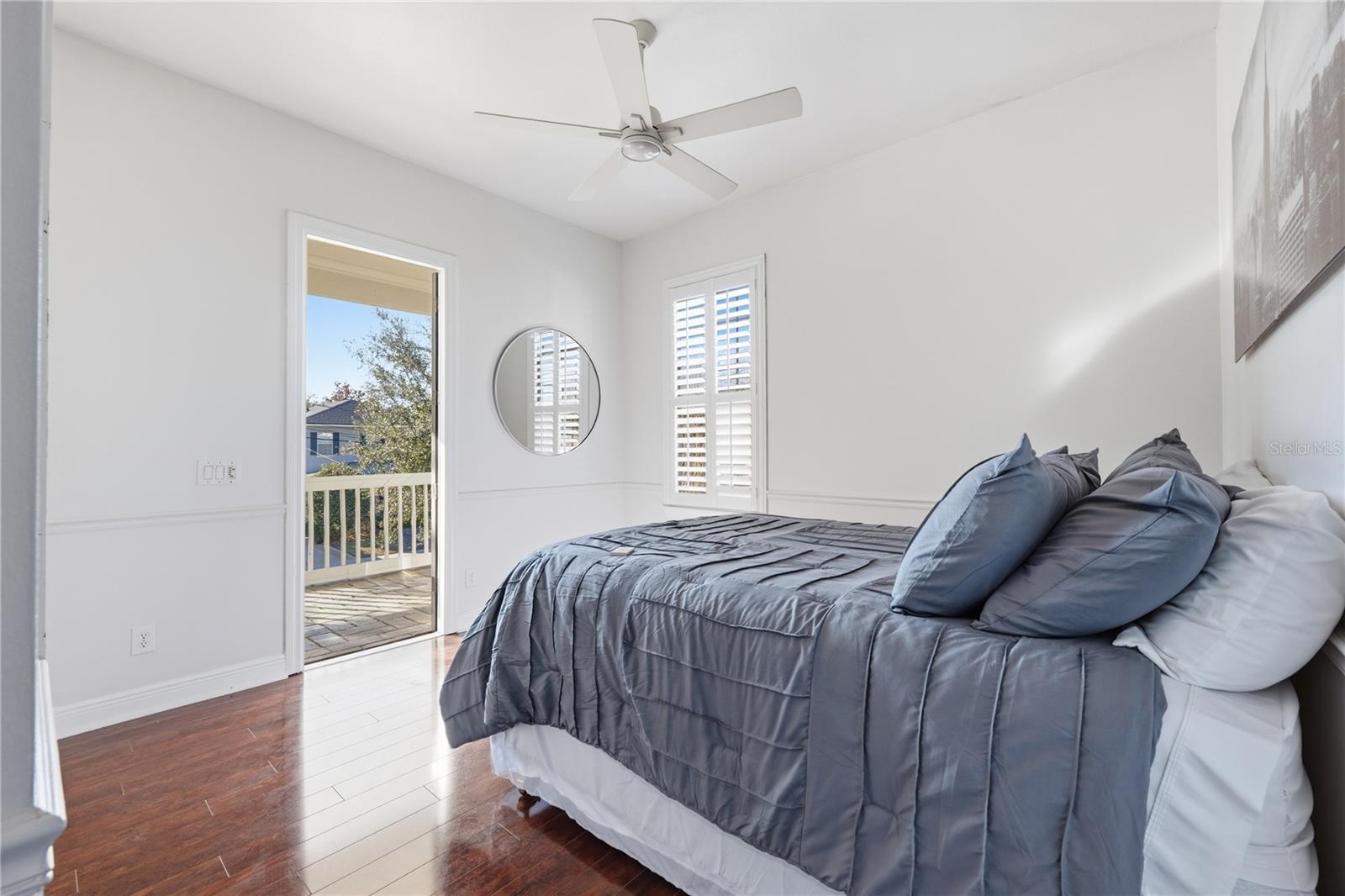 IVANHOE SHORES - Residential