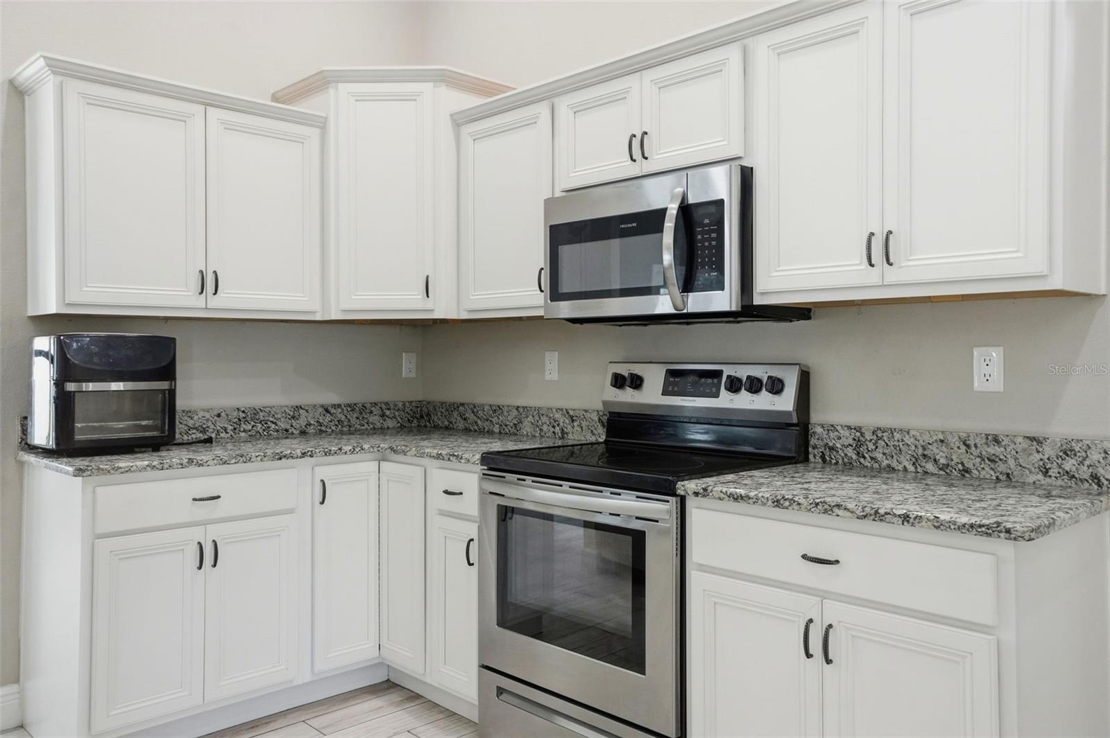 SPRING HILL - Residential