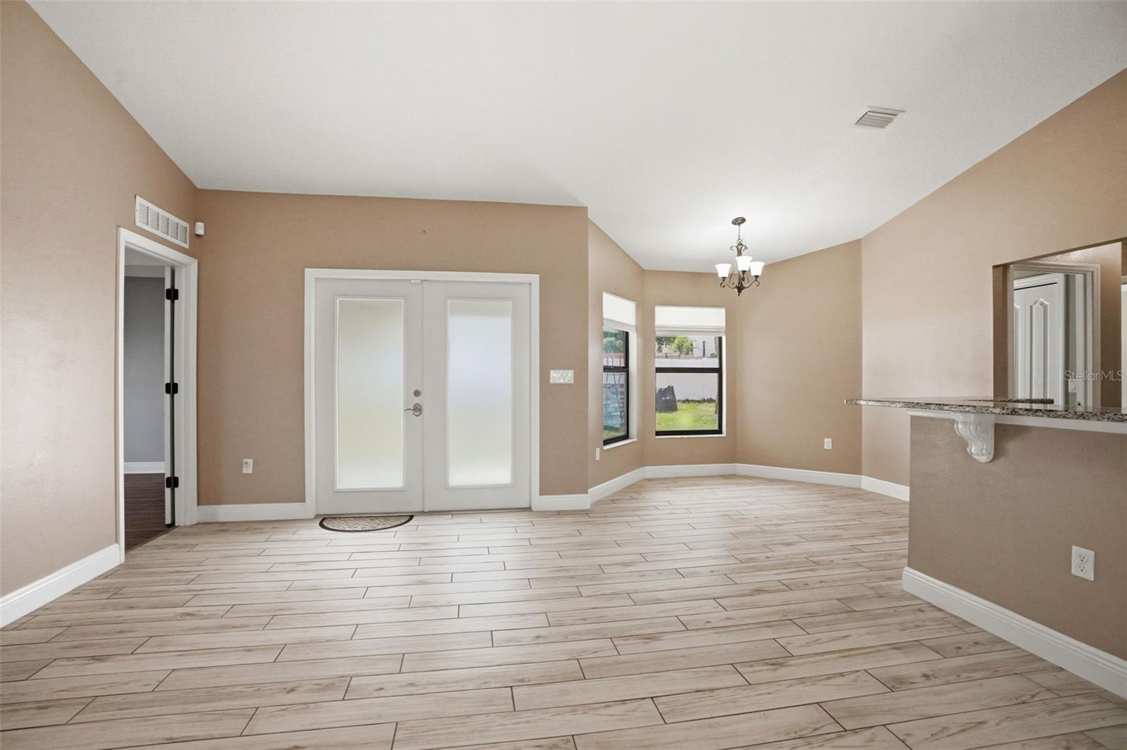 SPRING HILL - Residential