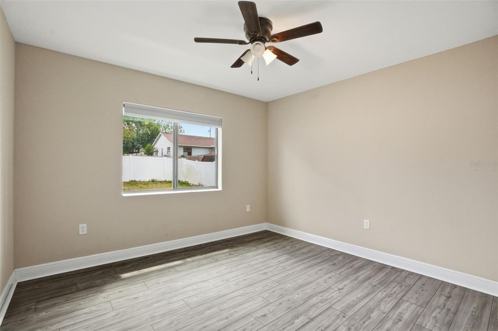 SPRING HILL - Residential