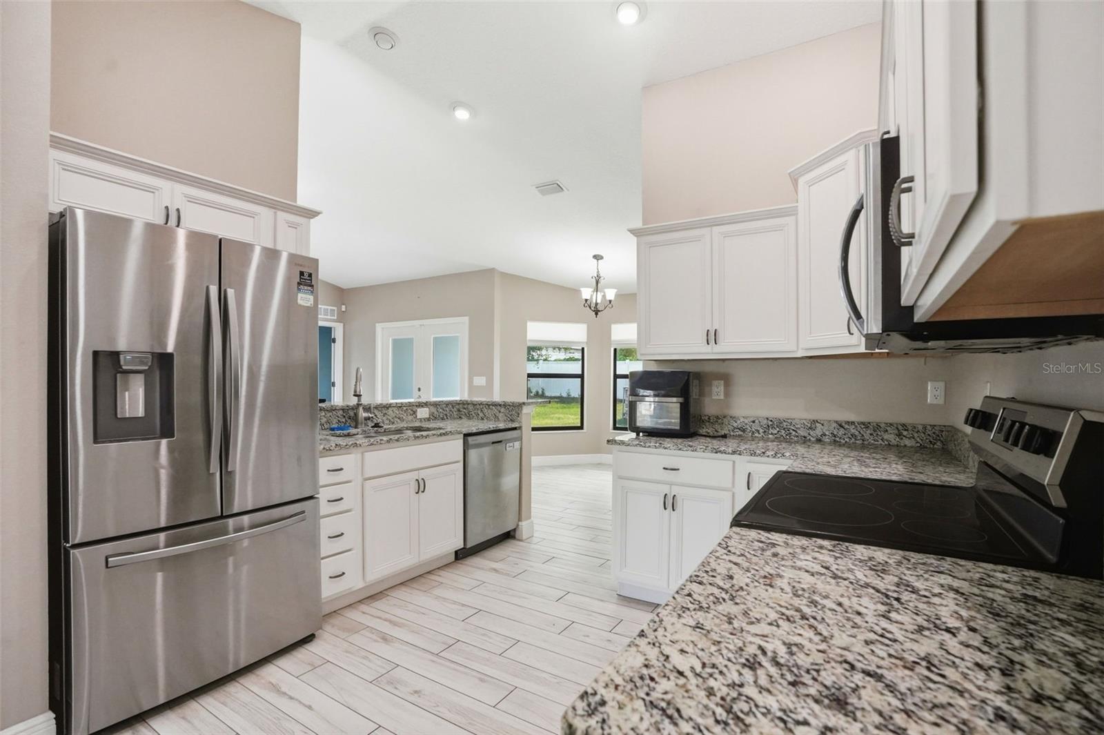 SPRING HILL - Residential