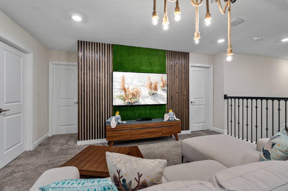 COVE AT STOREY LAKE II - Residential