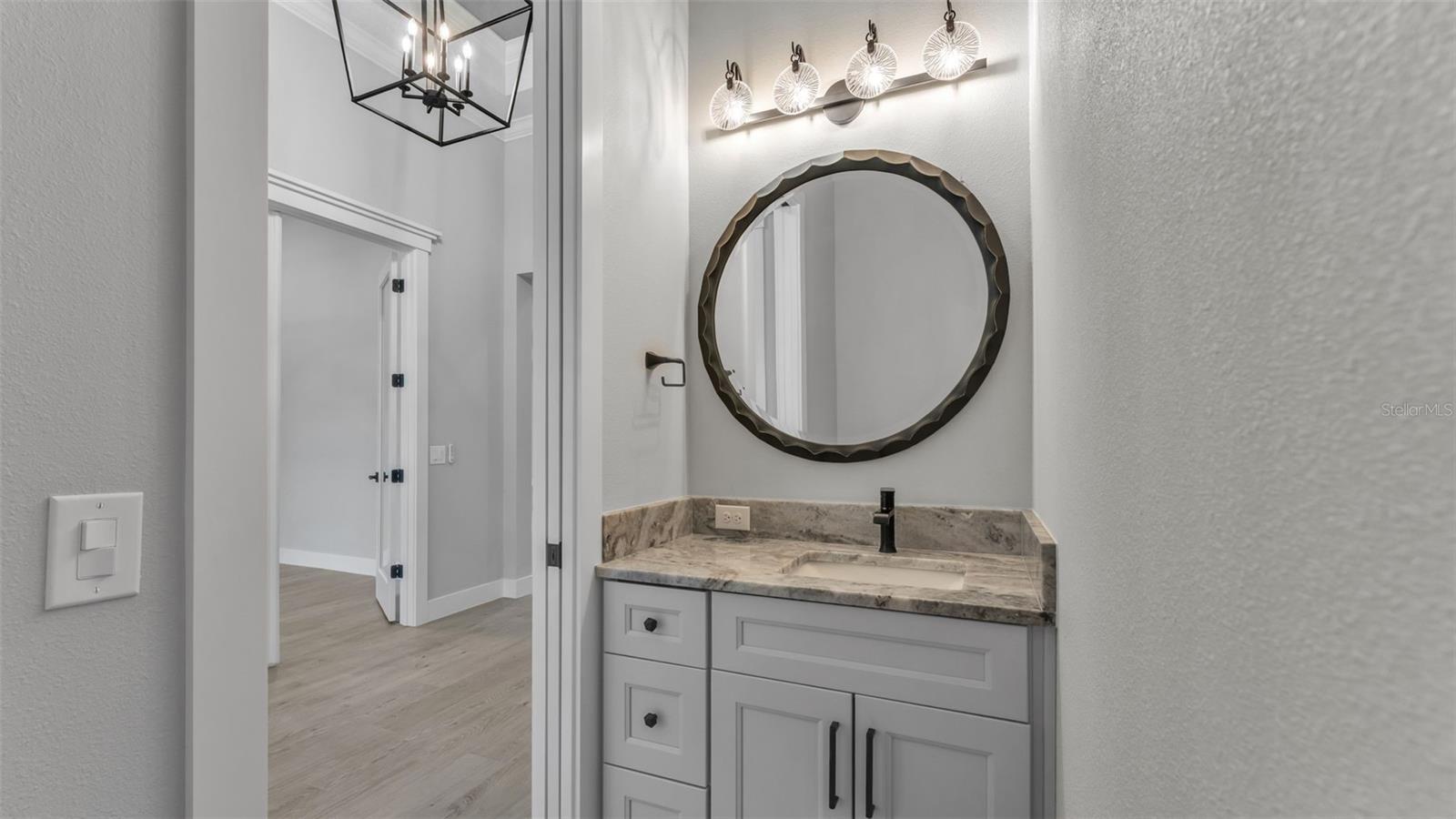 CLIFFSIDE WOODS - Residential