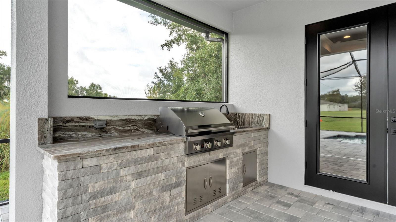 CLIFFSIDE WOODS - Residential