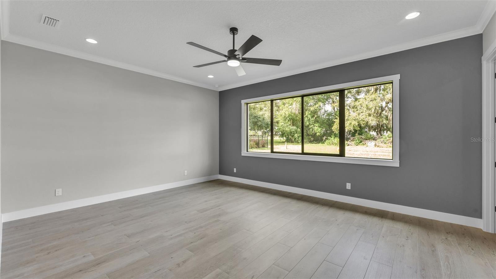 CLIFFSIDE WOODS - Residential