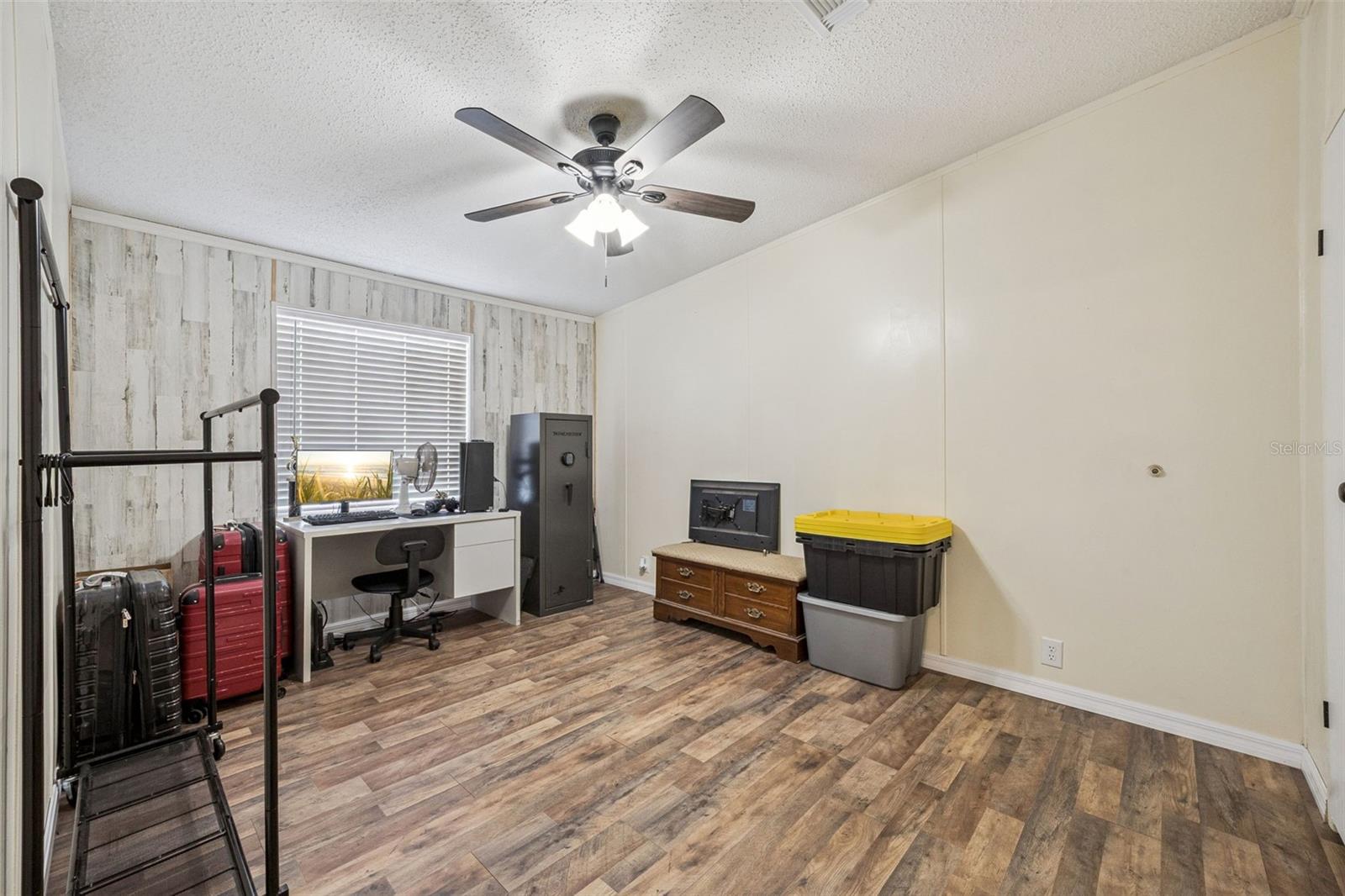 QUAIL RIDGE ESTATES - Residential